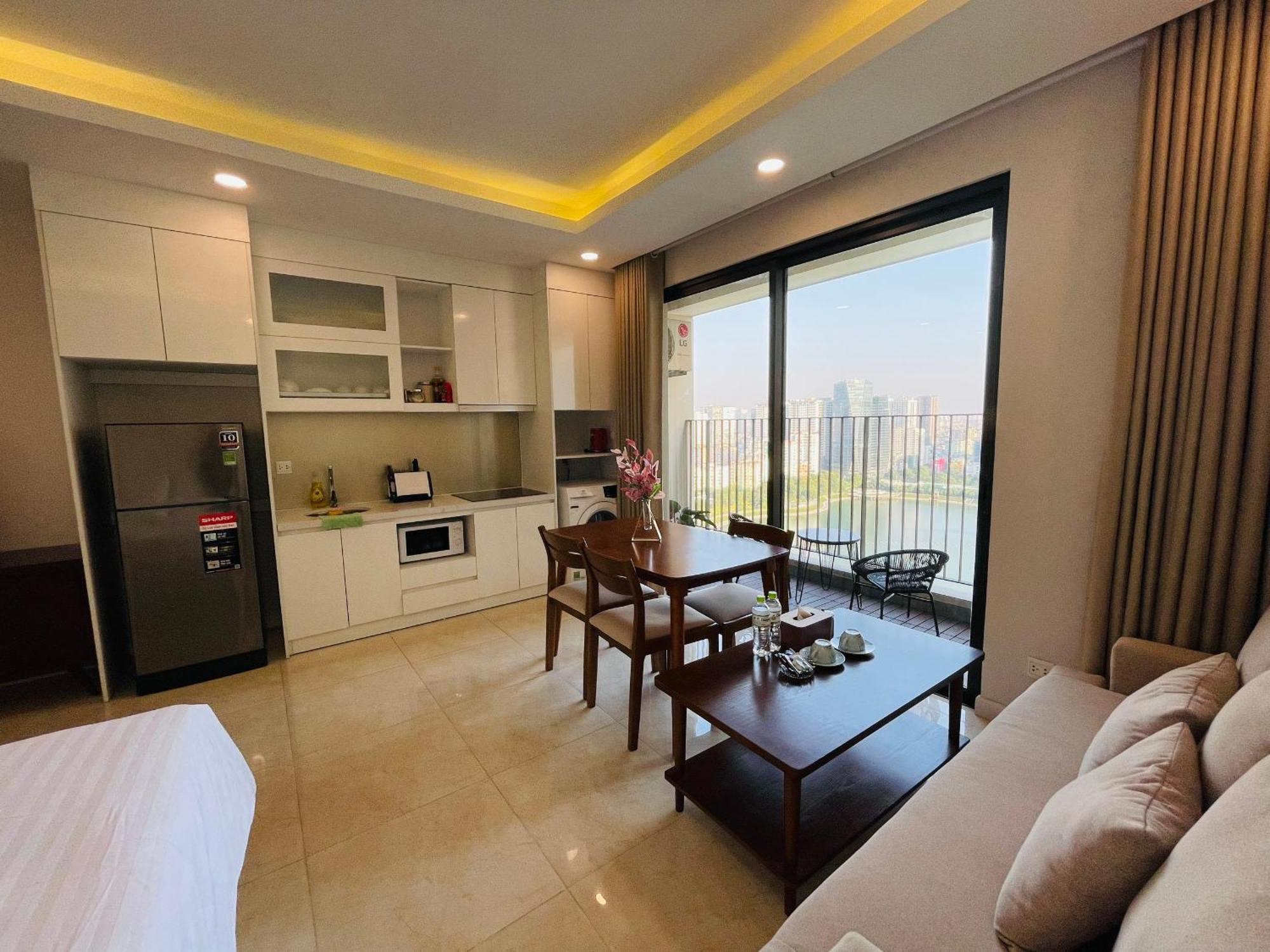 Gavi Home - Luxury Apartment D'Capitale Tran Duy Hung Ha Noi Hanoi Room photo